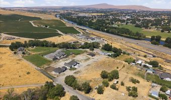 6834 NE 2nd St, Benton City, WA 99320