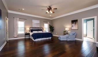 2809 Pinehurst Cv, Benton, AR 72019