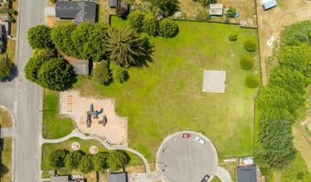 1741 Benjamin Ct, Arcata, CA 95521