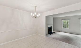 5858 LANGTON Dr, Alexandria, VA 22310