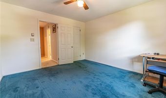 2442 Lisa Ln, Allentown, PA 18104