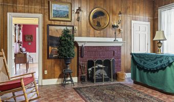 103 South St, Bath, ME 04530