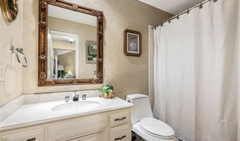 2208 2210 Oakwood Ave, Bentonville, AR 72712