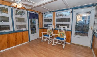 105 Fordson Ave, Cranston, RI 02910