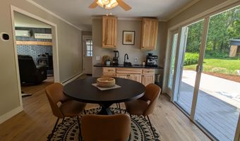 154 West St, Barton, VT 05822