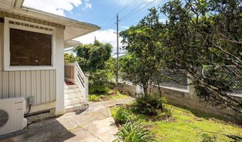 3329 Woodlawn Dr, Honolulu, HI 96822