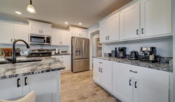 5585 Bear Creek Pass, Auburn, IN 46706