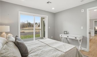 9 Joseph N Zenga Jr Blvd 112, East Greenwich, RI 02818