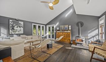 46 E Pond Lilly Rd, Ancram, NY 12502