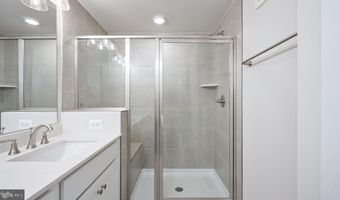 20189 NORTHPARK Dr, Ashburn, VA 20147