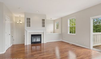 66 N Palazzo Dr, Addison, IL 60101