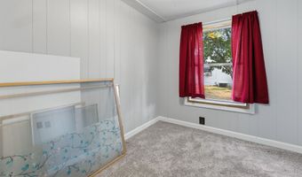 907 Ziebach St, Belle Fourche, SD 57717
