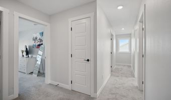 1835 8th Ave SE, Altoona, IA 50009