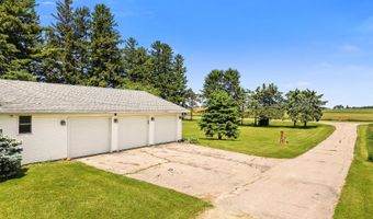 W6231 County Road K, Arlington, WI 53911