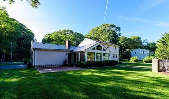 680 Fletcher Rd, North Kingstown, RI 02852
