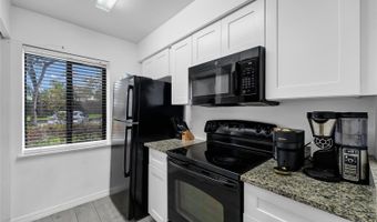 202 RIVERBEND Dr 103, Altamonte Springs, FL 32714