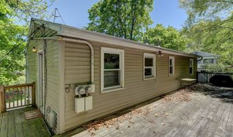 39 Bernside Dr, Bristol, CT 06010