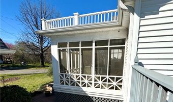105 SW 3rd St, Atkins, AR 72823