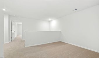 138 Briarwood Ln, Advance, NC 27006