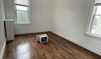25 KELLY Pkwy, Bayonne, NJ 07002