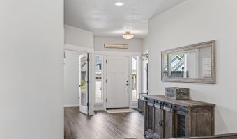 2988 NE Clearwater Dr, Albany, OR 97321