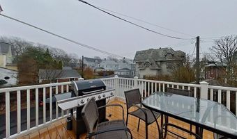 45 Hammond St 3, Newport, RI 02840