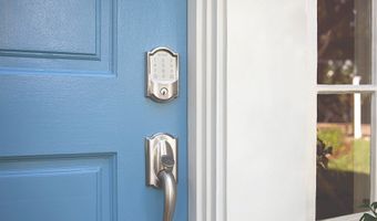 900 150th Ln NW, Andover, MN 55304