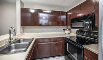 7675 142nd St W 314C, Apple Valley, MN 55124