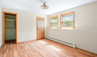 88 Pleasant Ave, Burlington, VT 05408