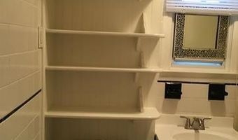 44 W 16TH St, Bayonne, NJ 07002