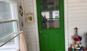 6 G St, Bangor, ME 04401