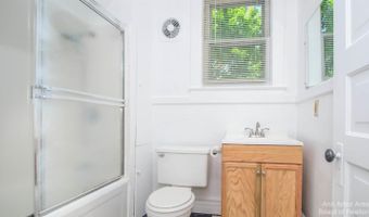 610 S Ashley St #2, Ann Arbor, MI 48103