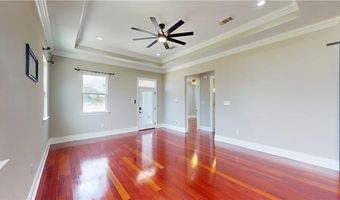 216 BEAR Dr, Arabi, LA 70032