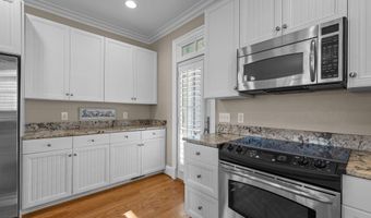 101 Bay Ridge Dr, Atlantic Beach, NC 28512