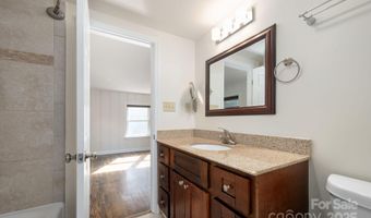 49 Pinedale Rd, Asheville, NC 28805