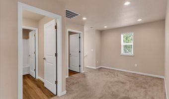 916 Garden Ct, Carson City, NV 89705