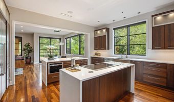 307 Windy Crest Dr, Ann Arbor, MI 48105