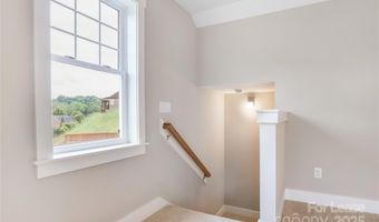 48 Creekside View Dr, Asheville, NC 28804