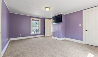 130 W Broadway, Bangor, ME 04401