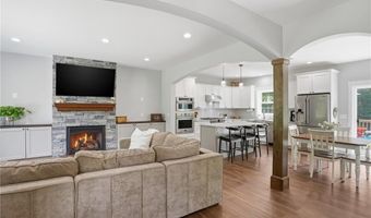 130 Jackson Schoolhouse Rd, Burrillville, RI 02859