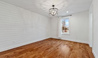 705 Kuhn St, Barboursville, WV 25504