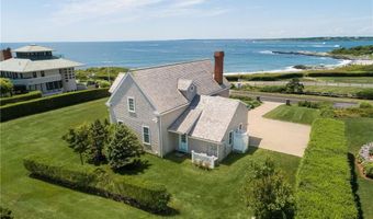 591 Ocean Ave, Newport, RI 02840