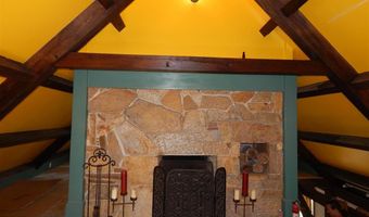 82 Breezy Hill Rd, Bradford, NH 03221