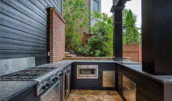 2975 Woodvale Ct, Alpharetta, GA 30022