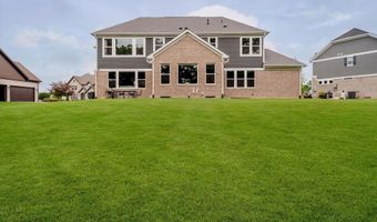 5706 Bentbrook Dr, Bargersville, IN 46106