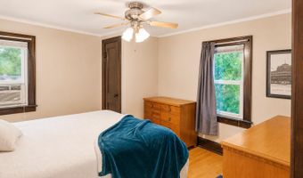 1210 W PACKARD St, Appleton, WI 54914