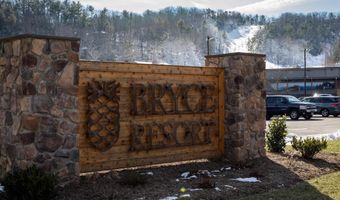 417 MALLARD Dr, Basye, VA 22810