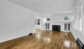 2365 N Stelzer Rd, Columbus, OH 43219