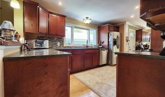 30 Twin Lakes Ave, Coventry, RI 02816