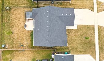 2817 21st St SW, Altoona, IA 50009
